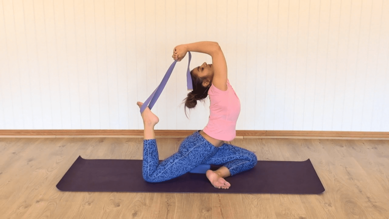 Sunniva Hoff, yogalærer, yogafarm, nettyoga, yogaworks, yin yoga, Anita Abrahamsen, Yogaloftet, Oslo Yoga, Super Swing yoga, Arial yoga, yogainstruktør, medeier, yogaonline onlineyoga, hjemmeyoga,, vinyasa yoga, vinyasa, dynamisk yoga, yoga teknikk, forklaring, chaturanga, chaturanga dandasana, hvordan gjøre push ups riktig, yoga uten skade, skadefri yoga, lær yoga teknikk, adho mucha svanasana,, skuldre, yoga for vonde skuldre, yoga for myke skuldre, skulderfleksibilitet, kongeduen, king pigeoon, ek pada raja kaputasana