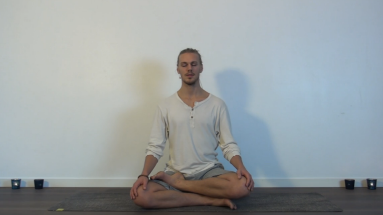 meditasjon - christian andvig - nettyoga - yogamagasinet - meditasjnskurs - innføring i meditasjon